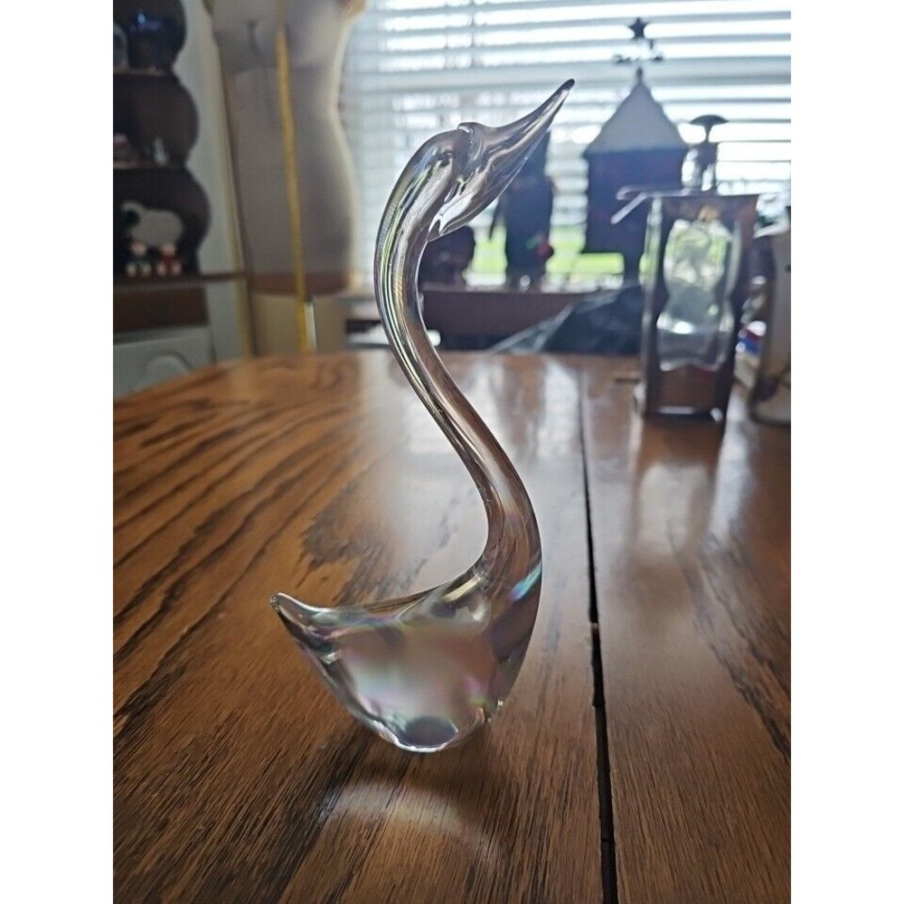 Vintage SWAN ART GLASS Figure Statue Figurine Sculpture Heavy. 8 In Tall